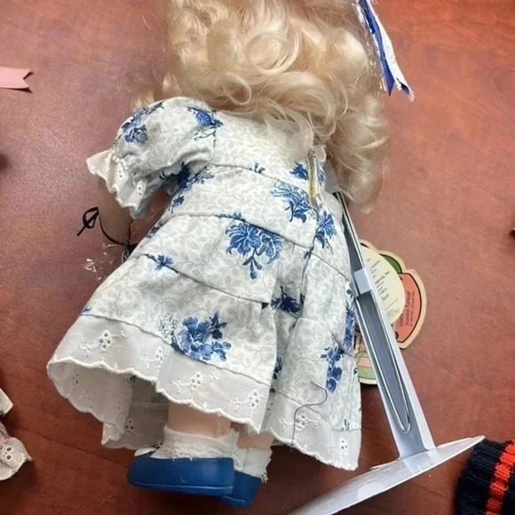 Precious moment baby doll - Picture 4 of 16